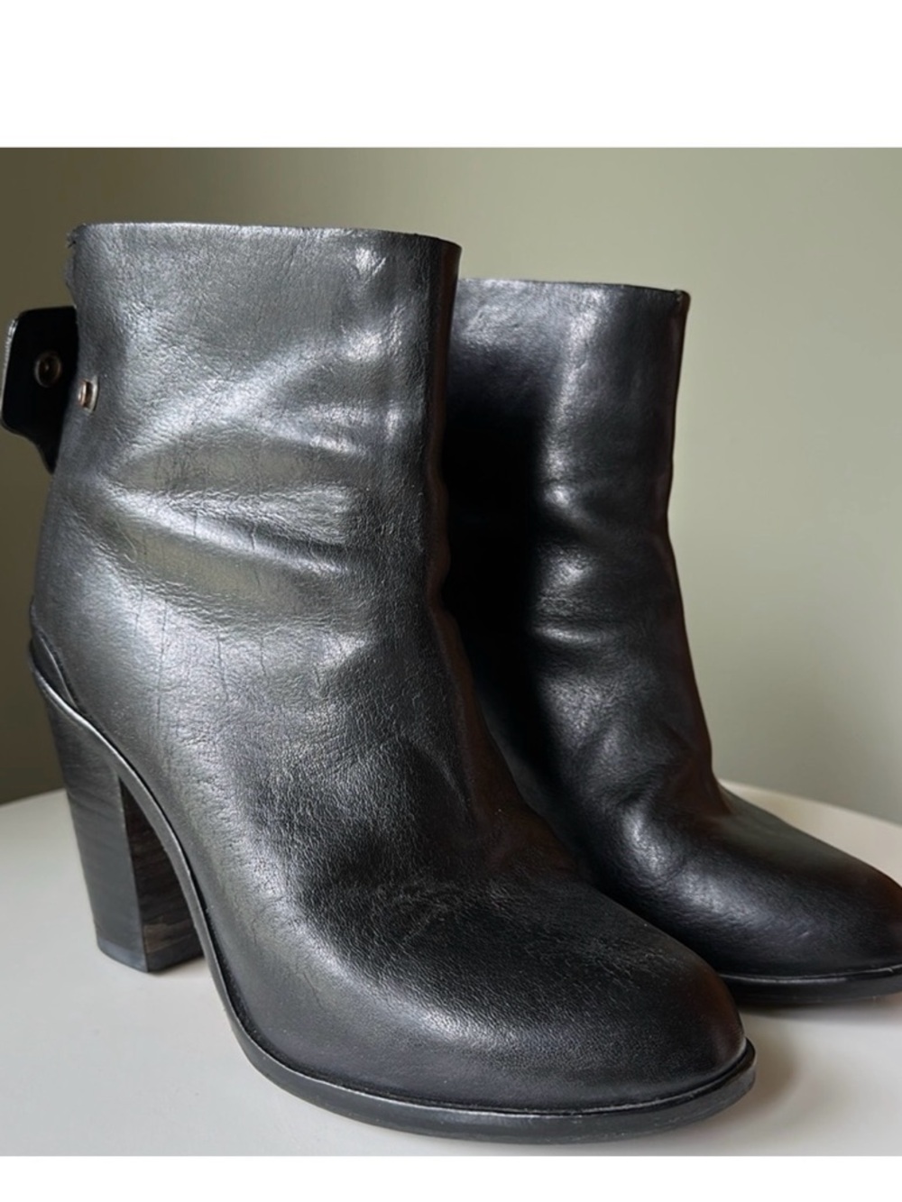 RAG & BONE Kerr Leather Block Heel Ankle Boot Back Zip & Snap Vibram Resole